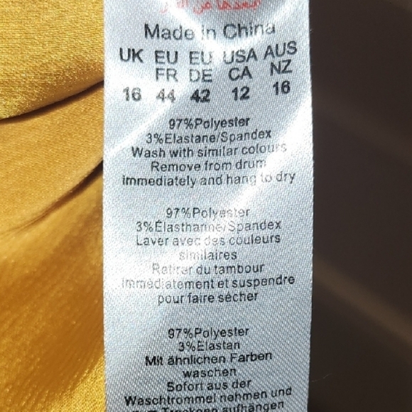 PrettyLittleThing Asymmetrical Dress - Picture 7 of 7